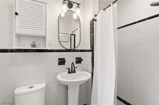 5700 Oakview LN, Punta Gorda, FL 33950