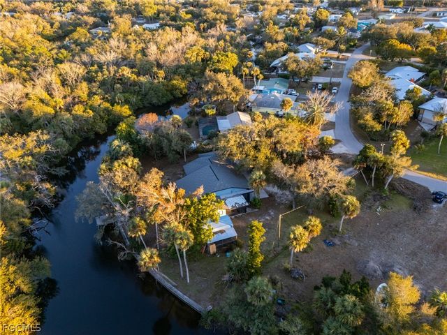 5700 Oakview LN, Punta Gorda, FL 33950