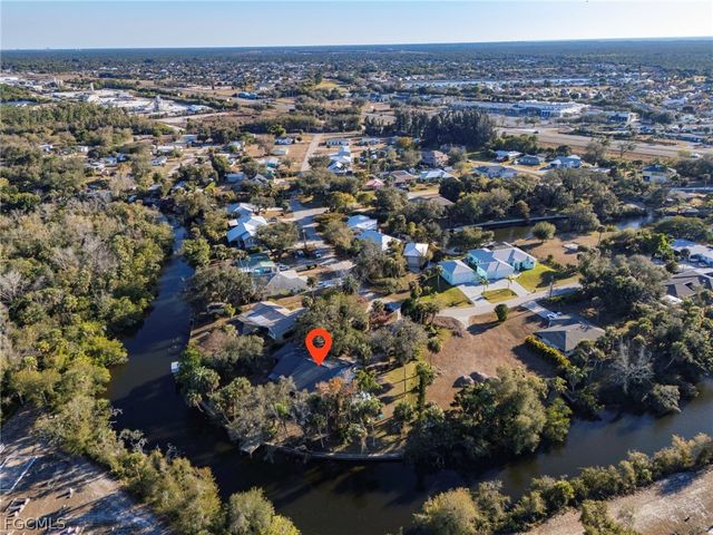 5700 Oakview LN, Punta Gorda, FL 33950