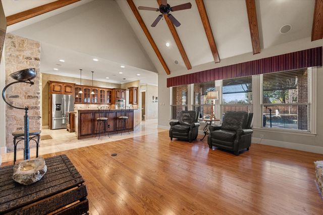 5904 St Ives Court, Arlington, TX 76017