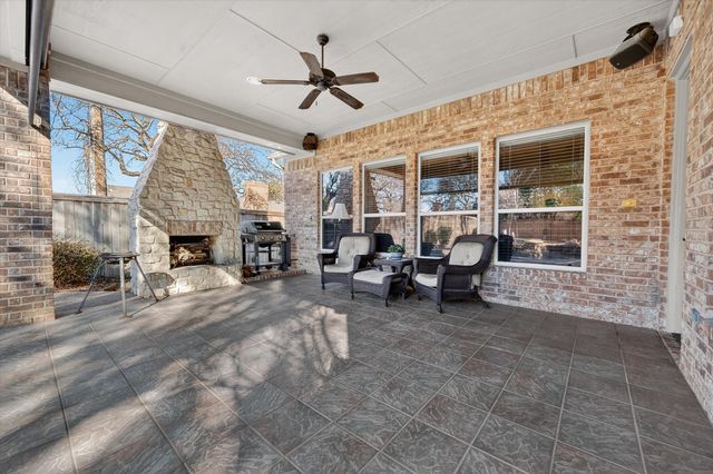 5904 St Ives Court, Arlington, TX 76017