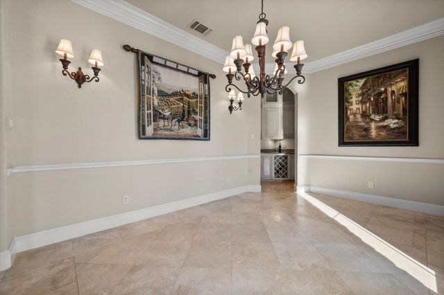 5904 St Ives Court, Arlington, TX 76017