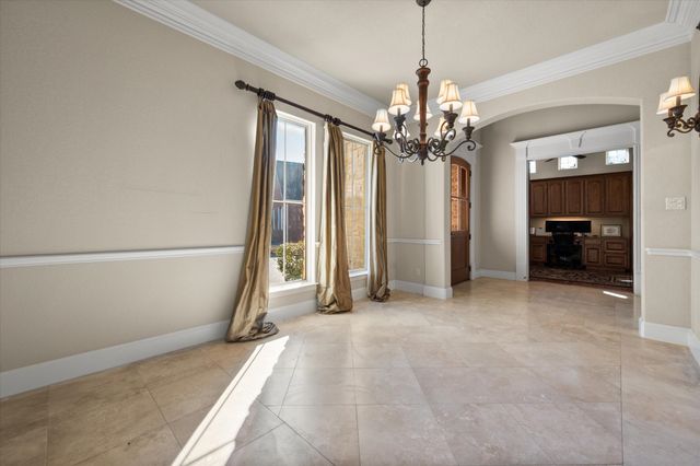 5904 St Ives Court, Arlington, TX 76017