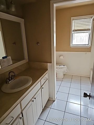 1118 NW 74th St, Lawton, OK 73505