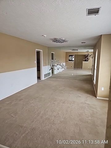 1118 NW 74th St, Lawton, OK 73505