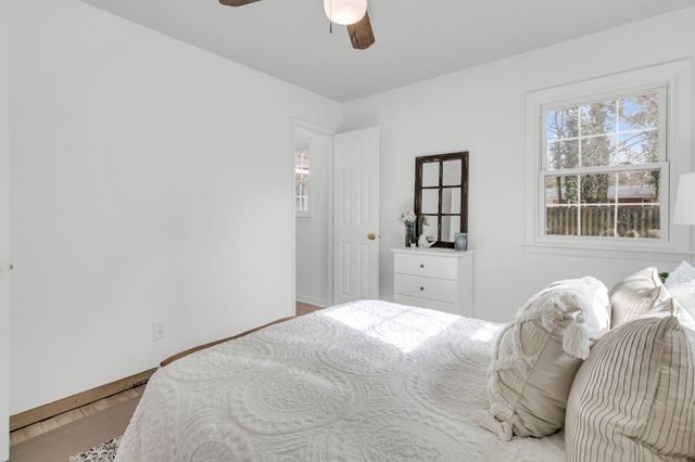 404 Forest Circle, Summerville, SC 29483