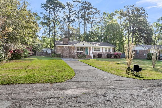 404 Forest Circle, Summerville, SC 29483