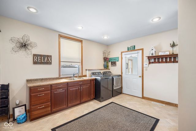 5181 N State Road 39, Rossville, IN 46065