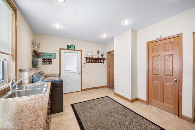 5181 N State Road 39, Rossville, IN 46065