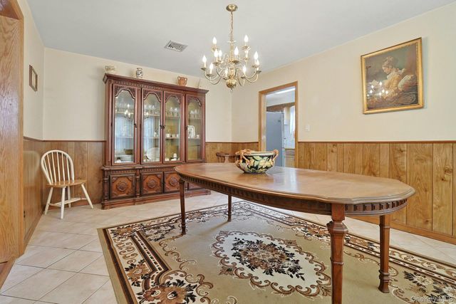 16 Richardson Place, Eastchester, NY 10709