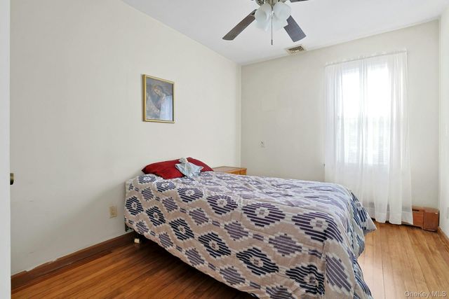 16 Richardson Place, Eastchester, NY 10709