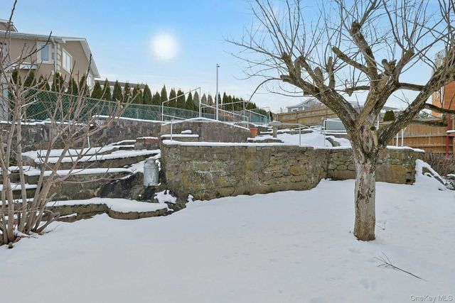 16 Richardson Place, Eastchester, NY 10709