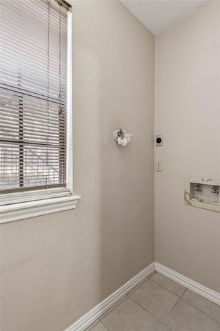 2401 Sycamore Ave E3, Huntsville, TX 77340