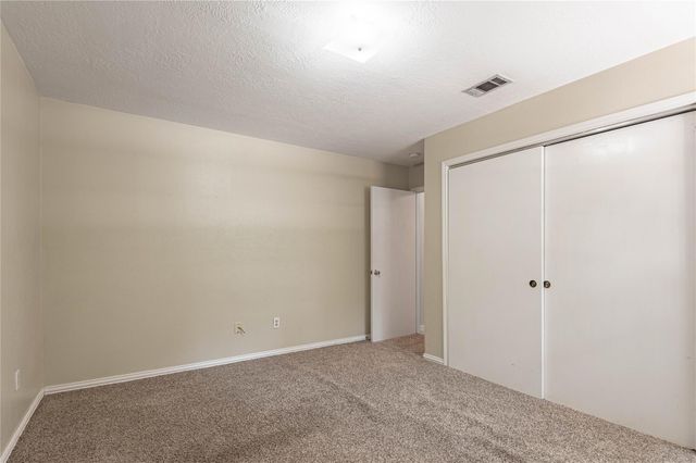 2401 Sycamore Ave E3, Huntsville, TX 77340