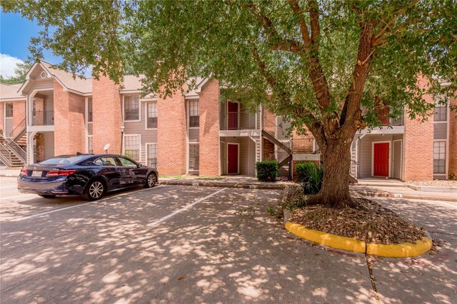 2401 Sycamore Ave E3, Huntsville, TX 77340