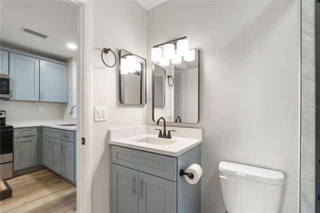 3848 N LAKE DRIVE 138, Tampa, FL 33614