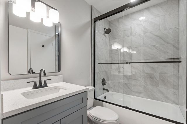 3848 N LAKE DRIVE 138, Tampa, FL 33614