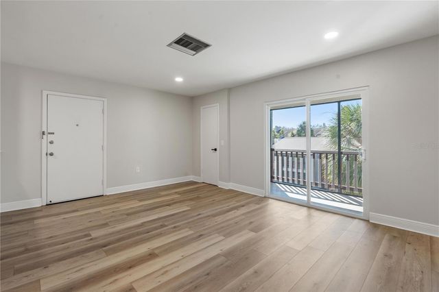 3848 N LAKE DRIVE 138, Tampa, FL 33614