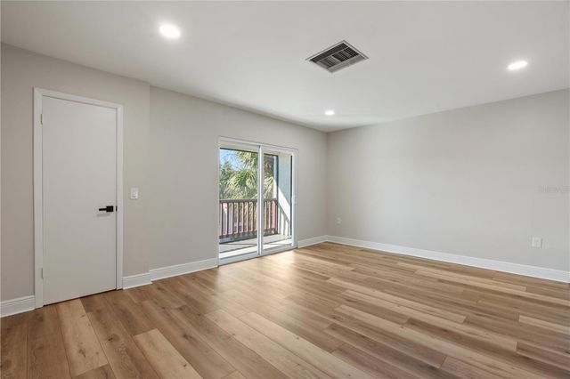 3848 N LAKE DRIVE 138, Tampa, FL 33614