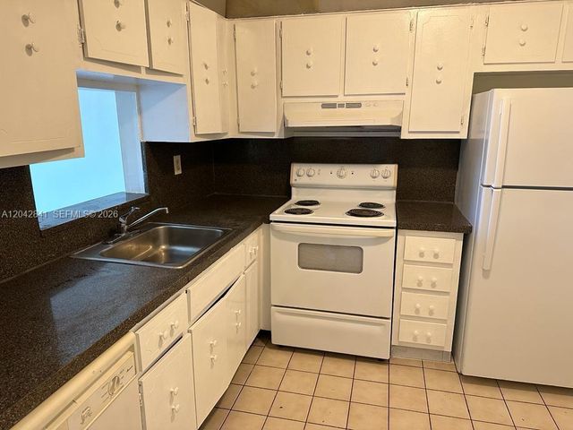 12035 NE 2nd Ave A406, North Miami, FL 33161