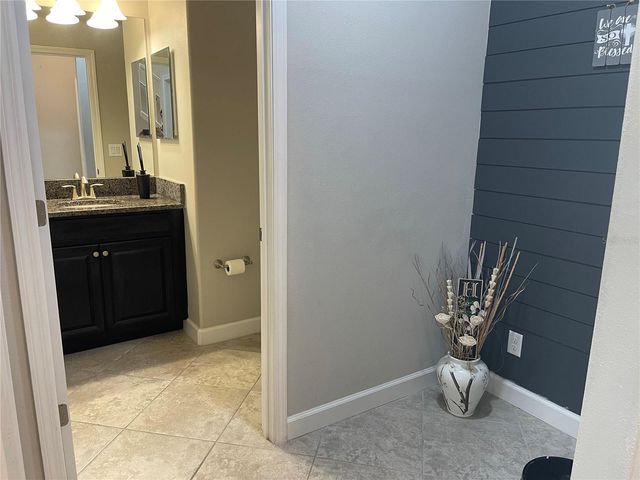 1596 LUDINGTON AVENUE, Wesley Chapel, FL 33543