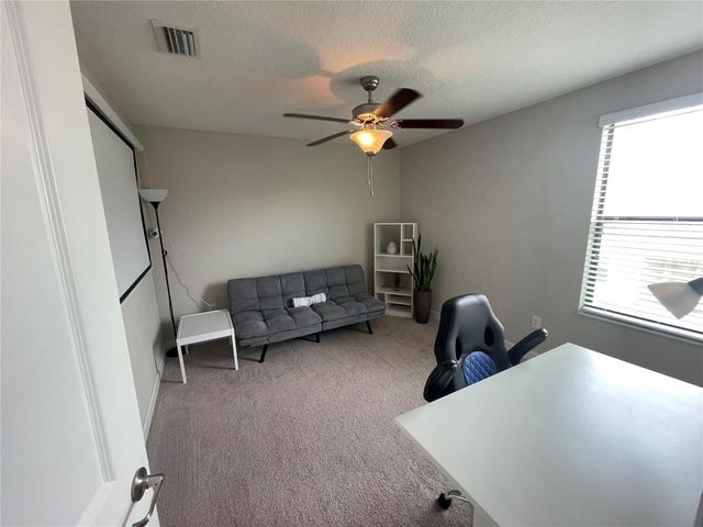 1596 LUDINGTON AVENUE, Wesley Chapel, FL 33543