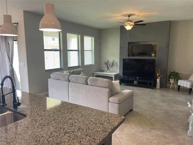 1596 LUDINGTON AVENUE, Wesley Chapel, FL 33543