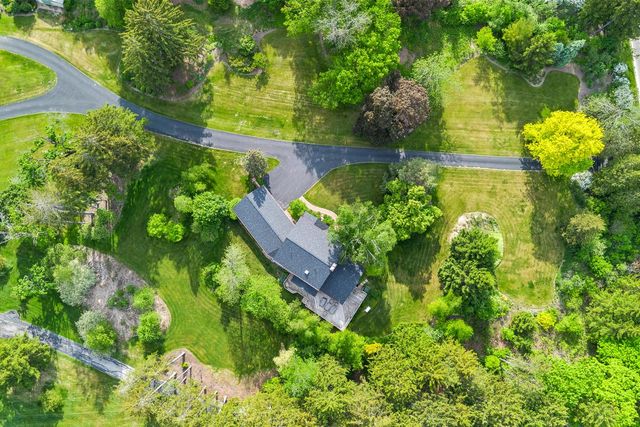 921 W Green Tree ROAD, River Hills, WI 53217