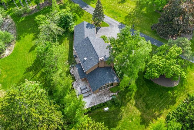 921 W Green Tree ROAD, River Hills, WI 53217