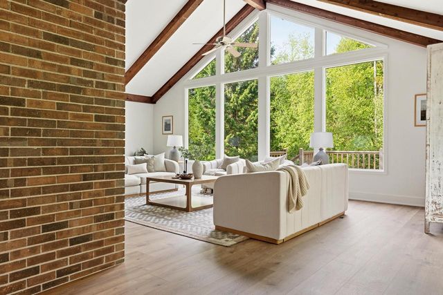 921 W Green Tree ROAD, River Hills, WI 53217