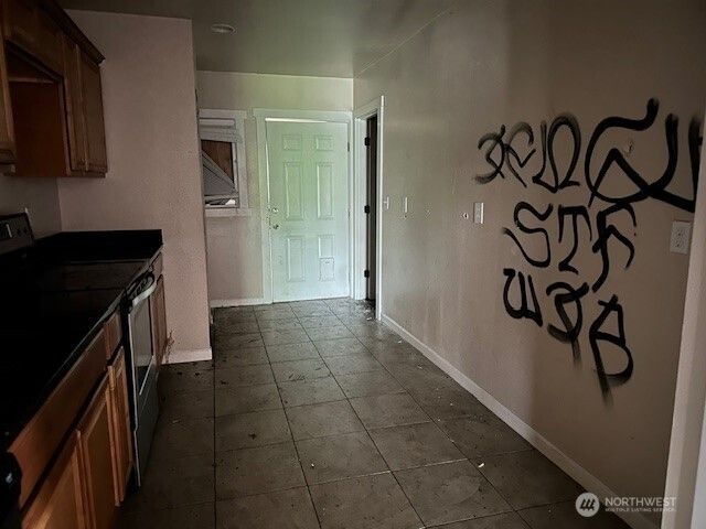 1220 Yakima Avenue, Tacoma, WA 98405