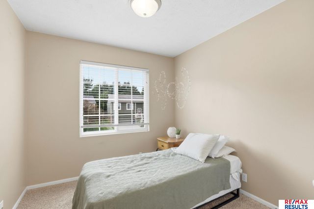 4305 N 173 Street, Omaha, NE 68116