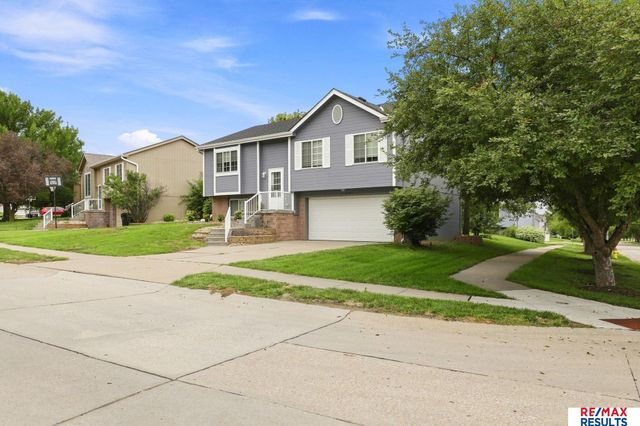 4305 N 173 Street, Omaha, NE 68116