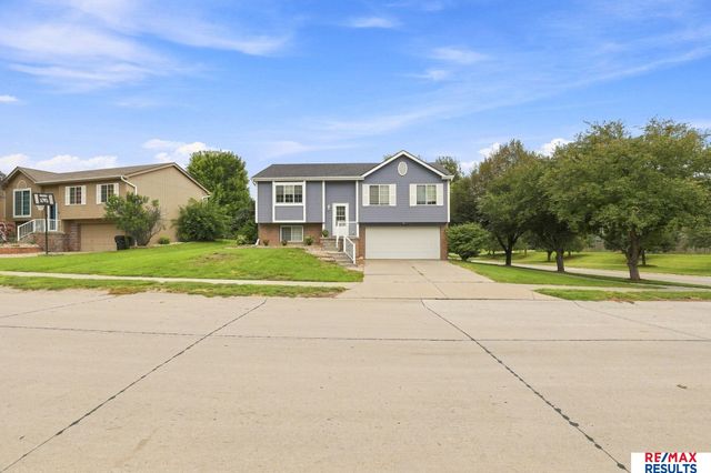 4305 N 173 Street, Omaha, NE 68116