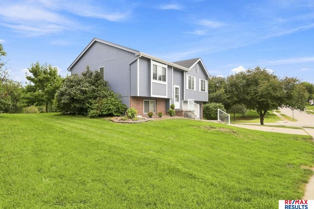 4305 N 173 Street, Omaha, NE 68116