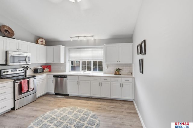 4305 N 173 Street, Omaha, NE 68116