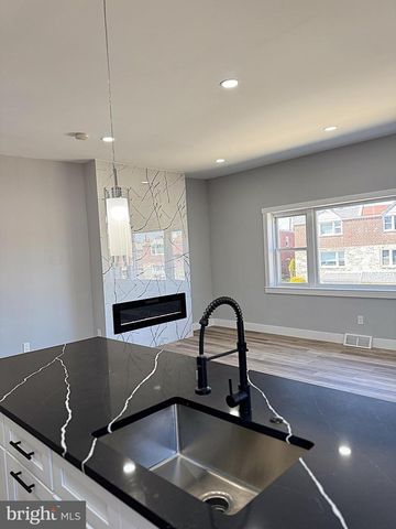 526 WARTMAN ST, Philadelphia, PA 19128