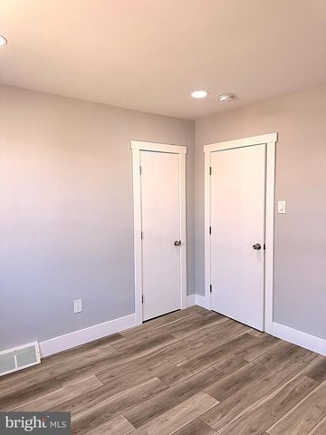 526 WARTMAN ST, Philadelphia, PA 19128