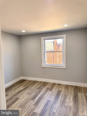 526 WARTMAN ST, Philadelphia, PA 19128