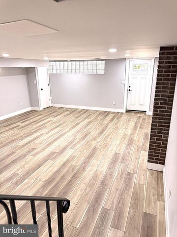 526 WARTMAN ST, Philadelphia, PA 19128