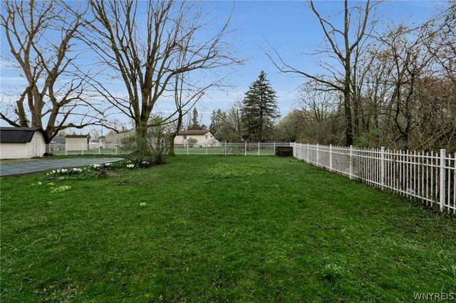 13 Pamela Drive, Cheektowaga, NY 14043