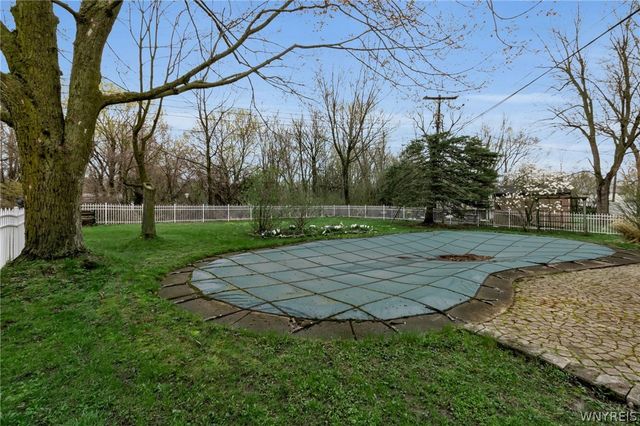 13 Pamela Drive, Cheektowaga, NY 14043