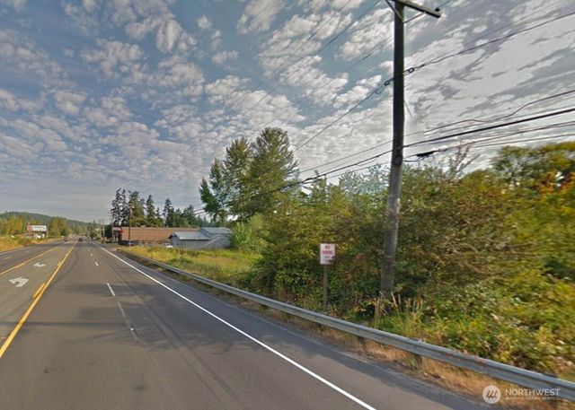 7608 Pacific Highway E, Milton, WA 98354