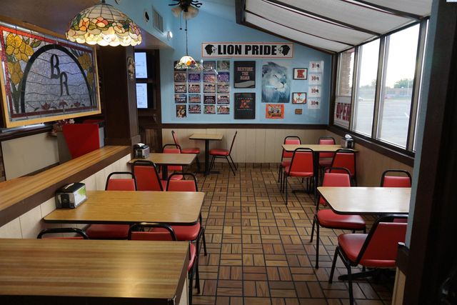 808 W Vineyard Dr., Kennewick, WA 99336