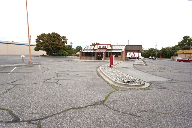 808 W Vineyard Dr., Kennewick, WA 99336