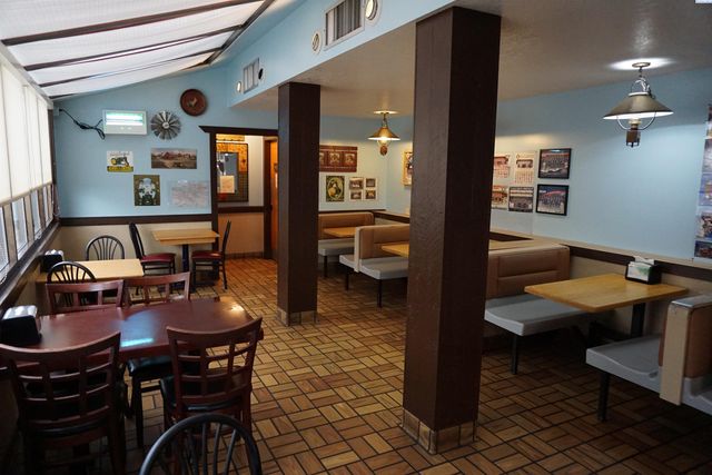 808 W Vineyard Dr., Kennewick, WA 99336