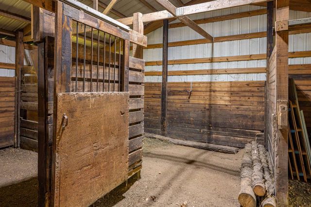 200 Windy Hill Road, Wisconsin Dells, WI 53965