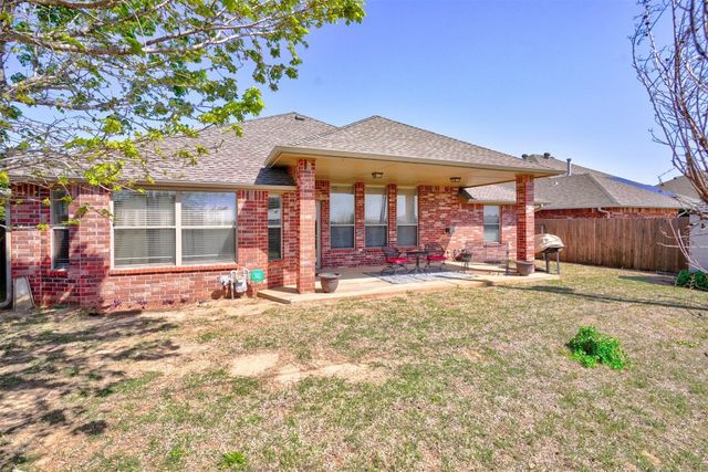 7617 Green Meadow Lane, Oklahoma City, OK 73132