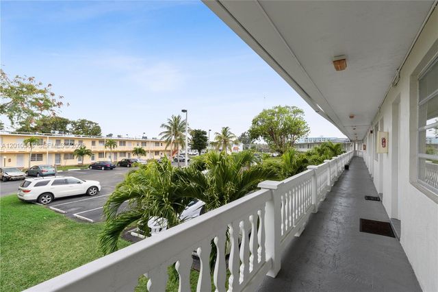 165 NE 203rd Terrace C20, Miami Gardens, FL 33179