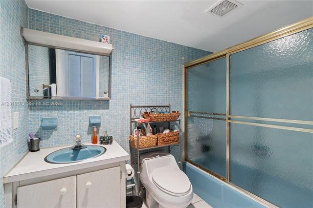 165 NE 203rd Terrace C20, Miami Gardens, FL 33179